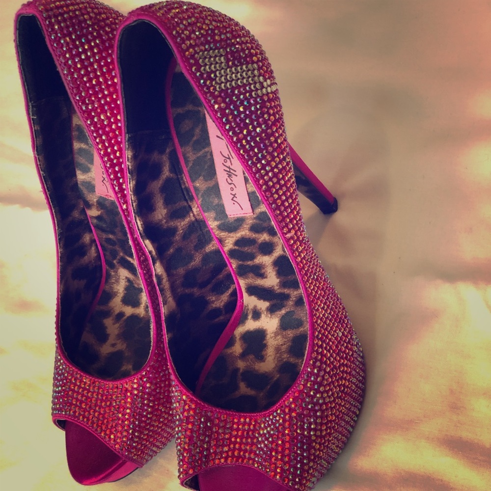Shoe